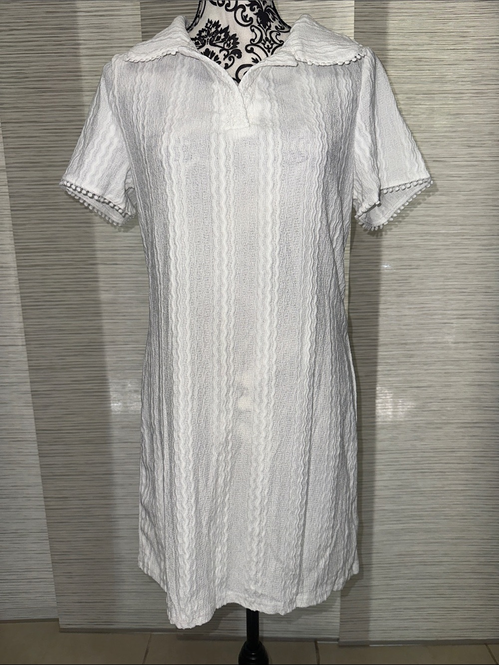 Cupshe White Knit Collared Short Sleeve Pom-Pom Mini Dress Sz. L - Picture 3 of 9